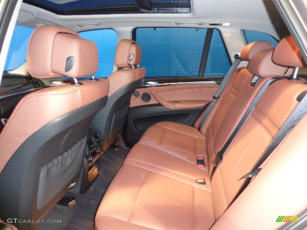 2012 BMW X5 xDrive35i Rear Seat Photos