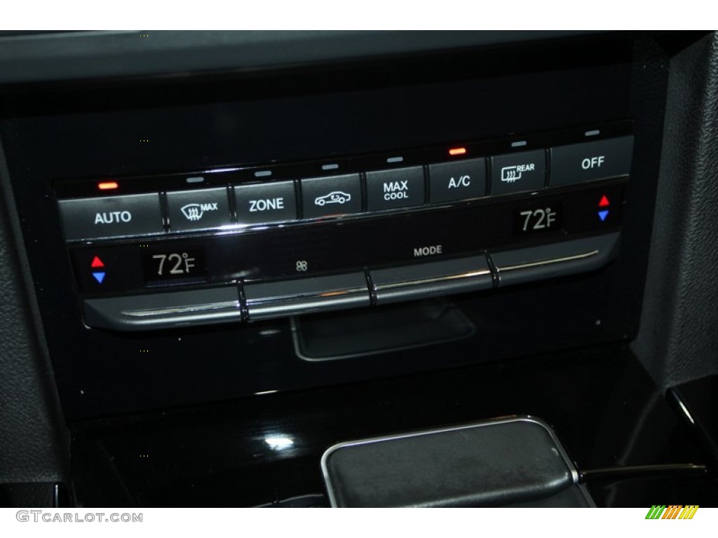 2013 Mercedes-Benz E 63 AMG Controls Photo #78482531