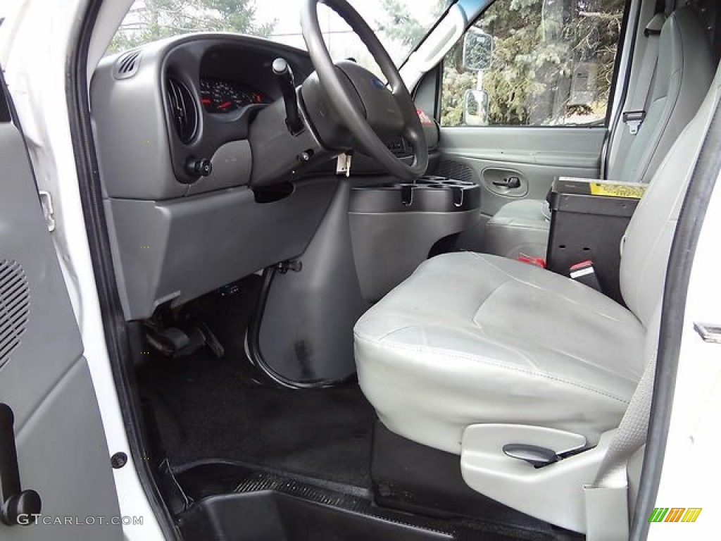 Medium Flint Grey Interior 2007 Ford E Series Van E350 Super Duty Commercial Photo #78482735