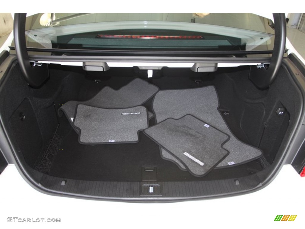 2013 Mercedes-Benz E 63 AMG Trunk Photos