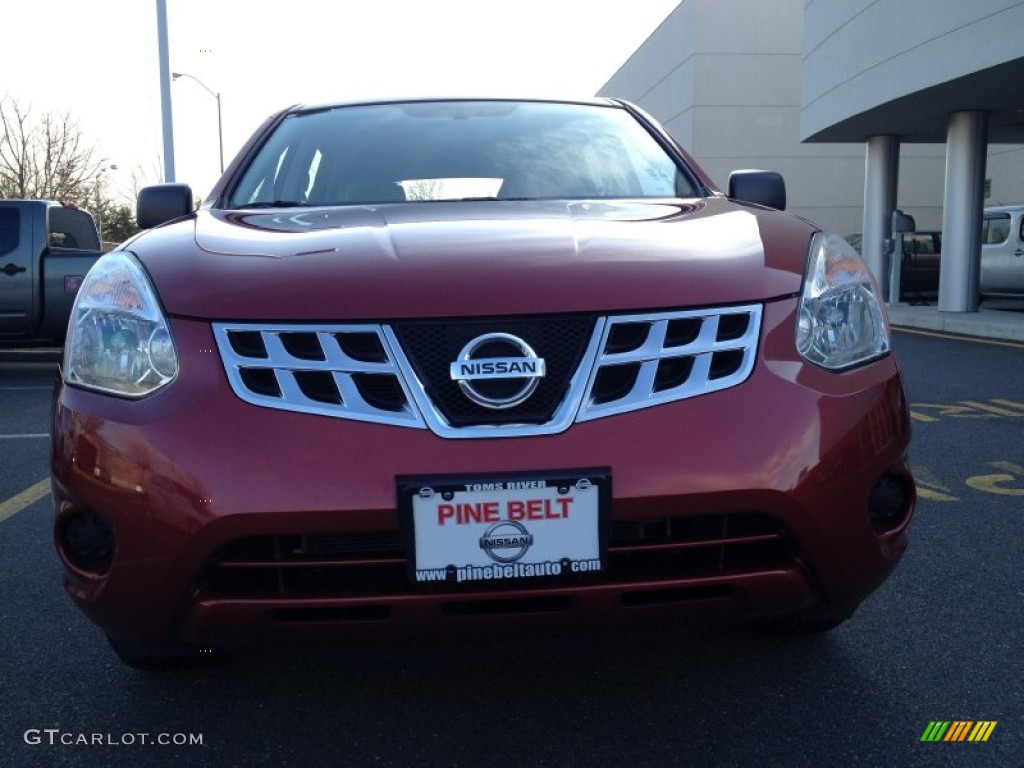 2011 Rogue S AWD - Cayenne Red / Gray photo #2