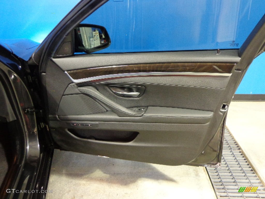 2011 5 Series 550i xDrive Sedan - Dark Graphite Metallic / Black photo #20