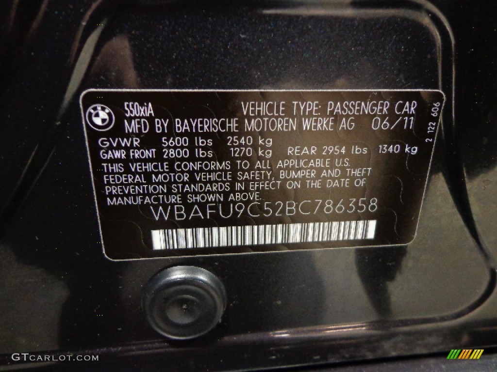 2011 5 Series 550i xDrive Sedan - Dark Graphite Metallic / Black photo #27