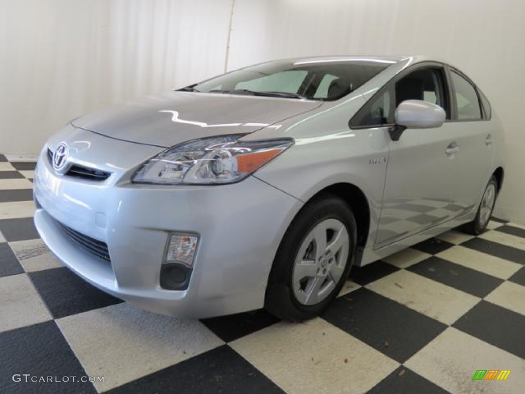 2010 Prius Hybrid II - Classic Silver Metallic / Dark Gray photo #3