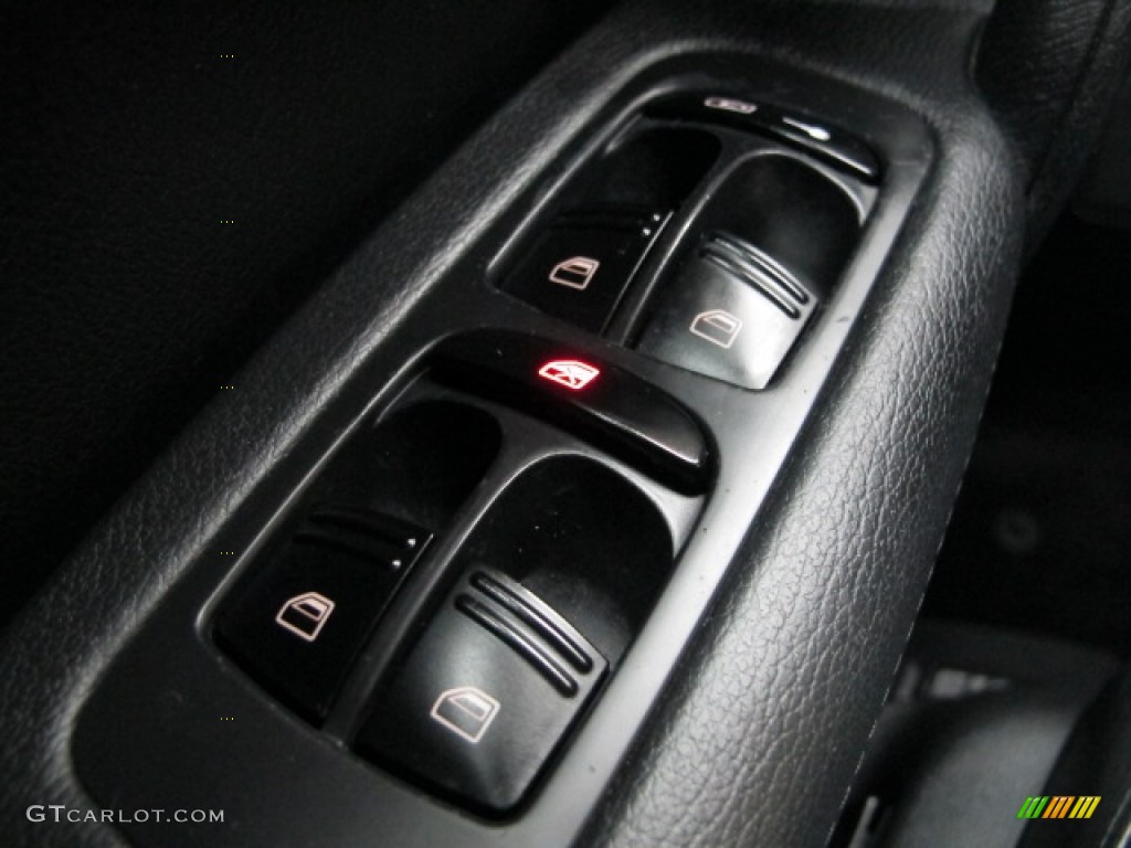 2008 Porsche Cayenne S Controls Photo #78485464