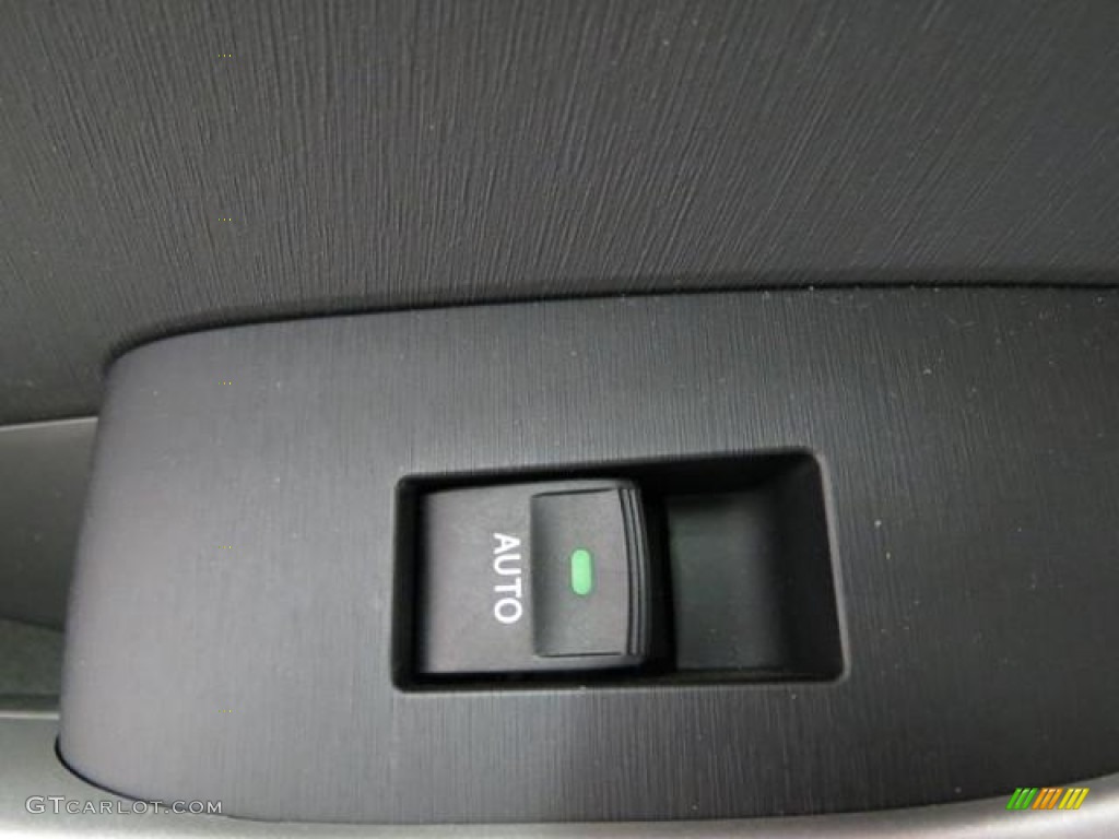 2010 Prius Hybrid II - Classic Silver Metallic / Dark Gray photo #7