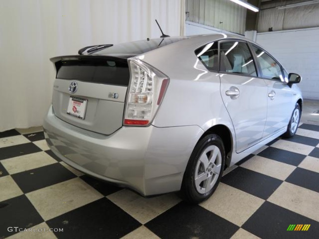 2010 Prius Hybrid II - Classic Silver Metallic / Dark Gray photo #30