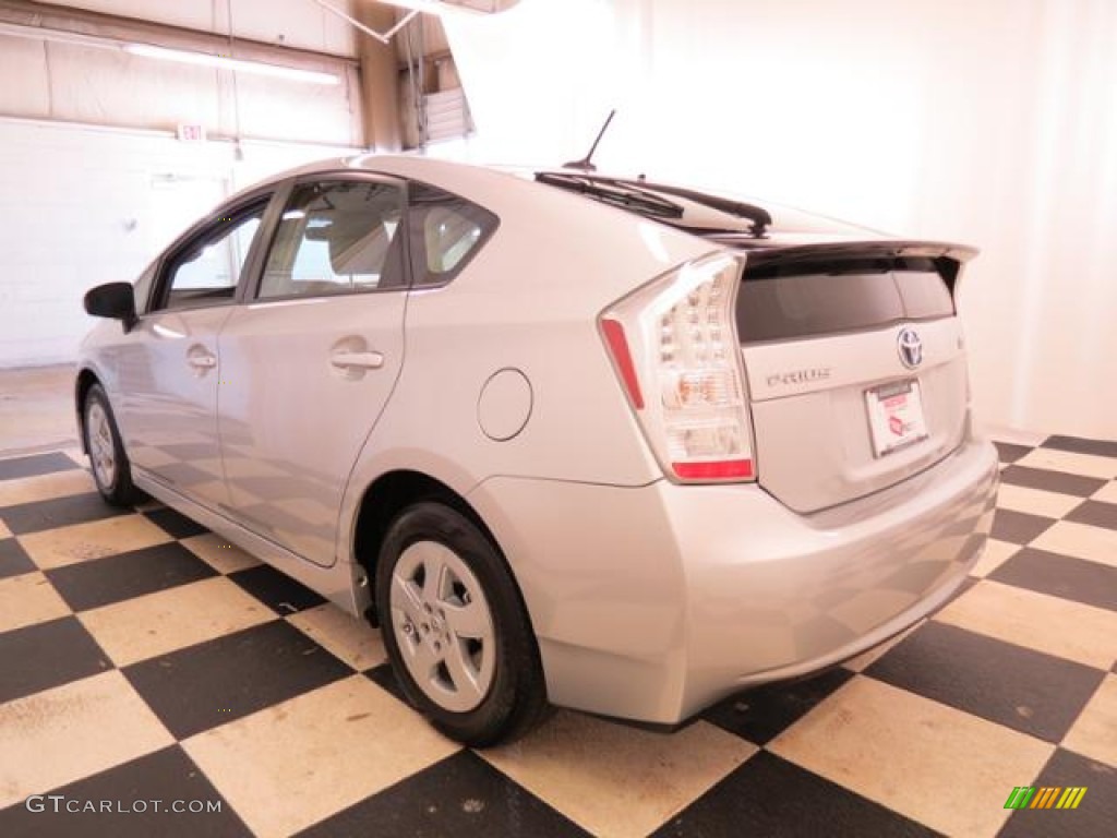 2010 Prius Hybrid II - Classic Silver Metallic / Dark Gray photo #32