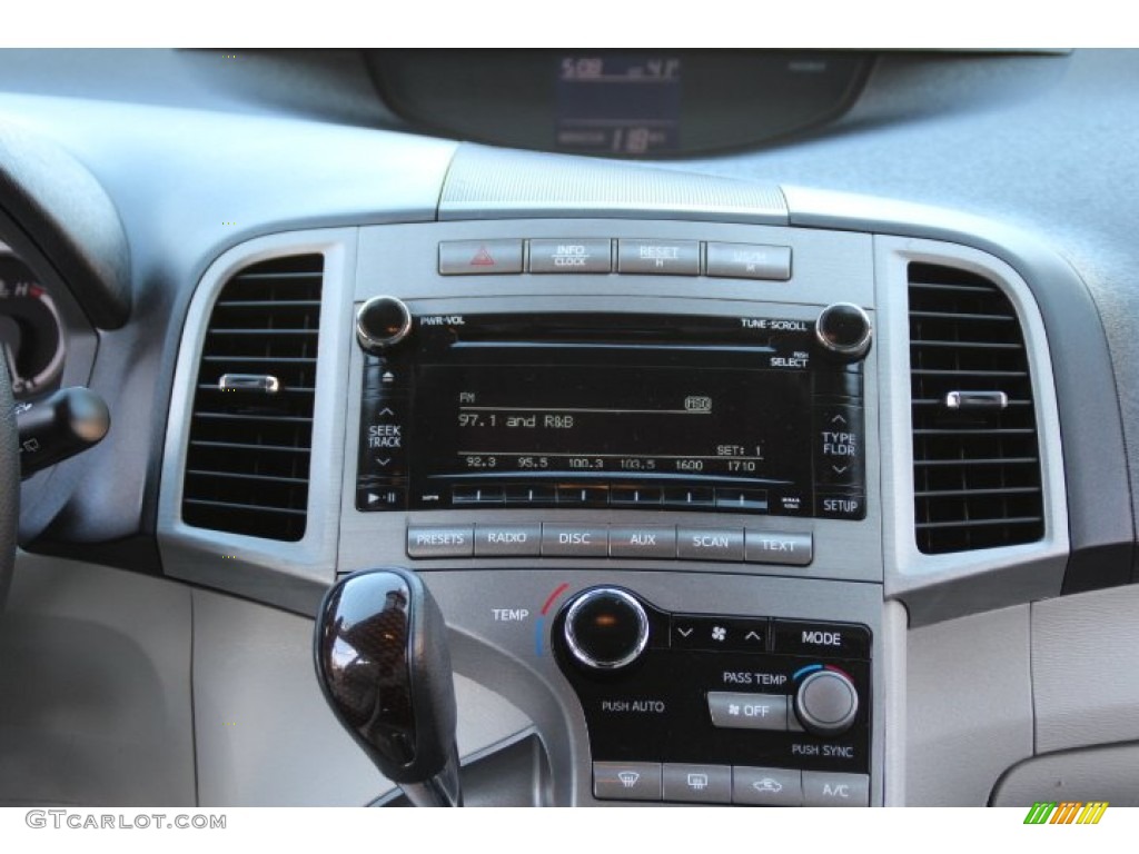 2010 Toyota Venza V6 Controls Photo #78486668