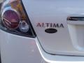 2009 Winter Frost Pearl Nissan Altima 3.5 SE  photo #5