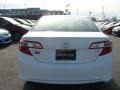 Super White - Camry LE Photo No. 5