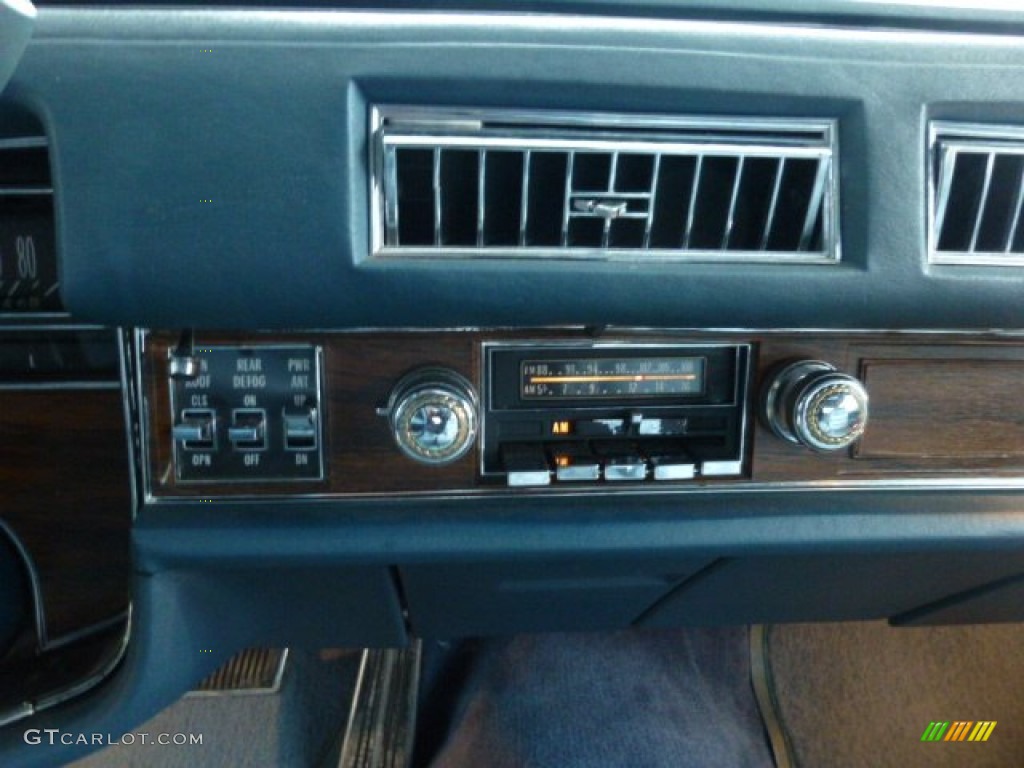 1976 Cadillac DeVille Coupe Controls Photos