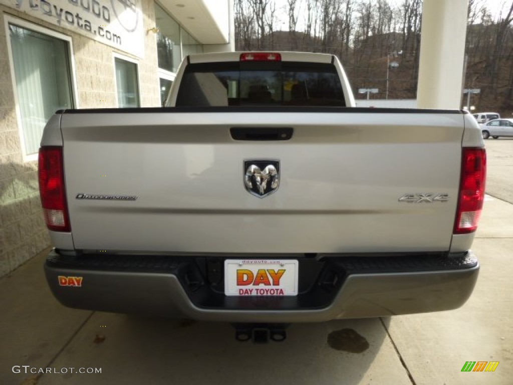 2012 Ram 1500 Outdoorsman Quad Cab 4x4 - Bright Silver Metallic / Dark Slate Gray/Medium Graystone photo #3