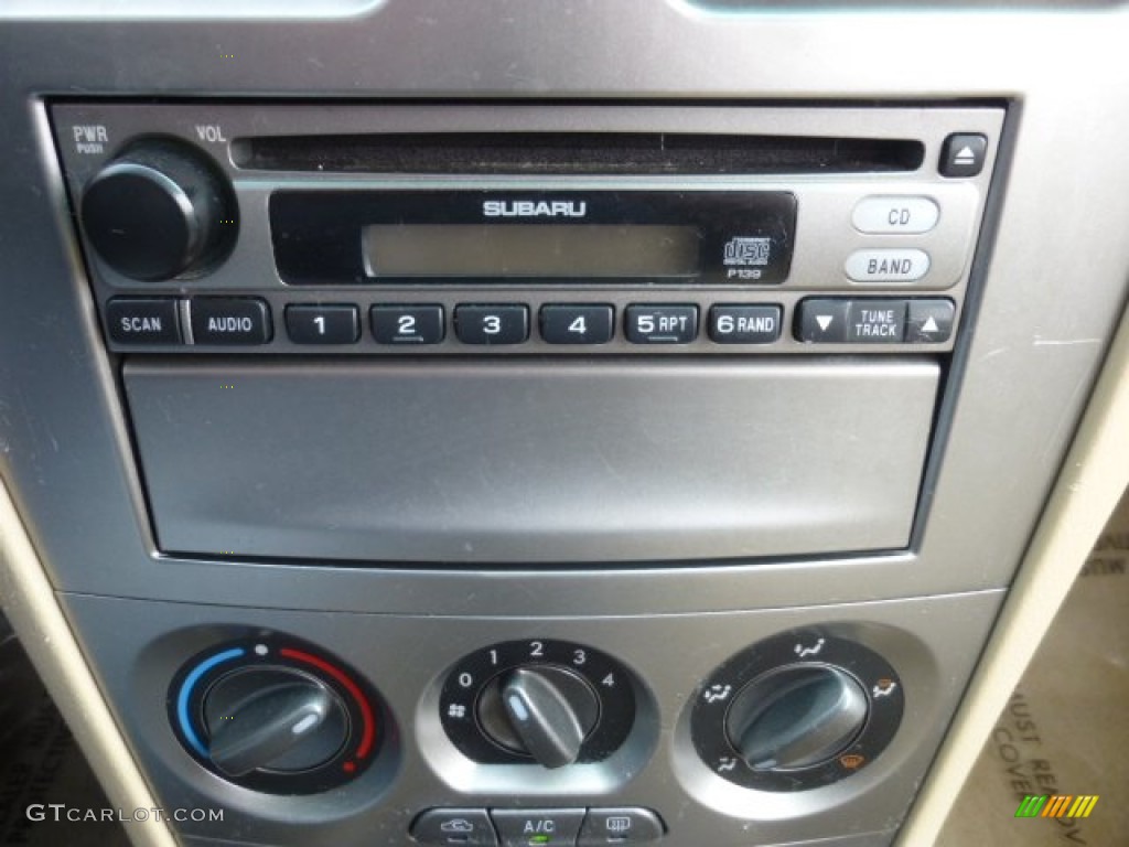 2007 Subaru Forester 2.5 X Controls Photo #78488792