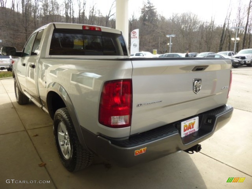 2012 Ram 1500 Outdoorsman Quad Cab 4x4 - Bright Silver Metallic / Dark Slate Gray/Medium Graystone photo #4