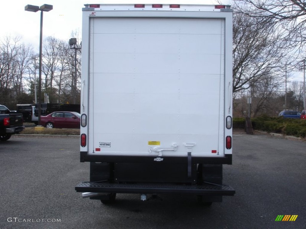 2013 Express Cutaway 3500 Moving Van - Summit White / Medium Pewter photo #8