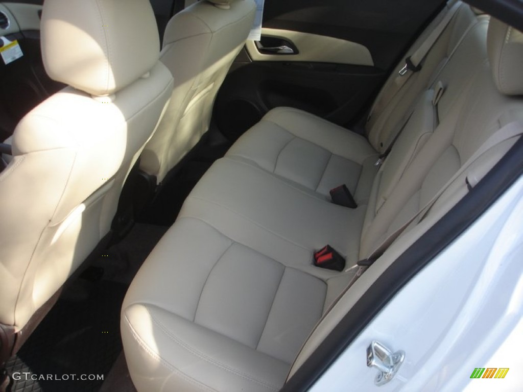 2013 Chevrolet Cruze LTZ/RS Rear Seat Photo #78489749