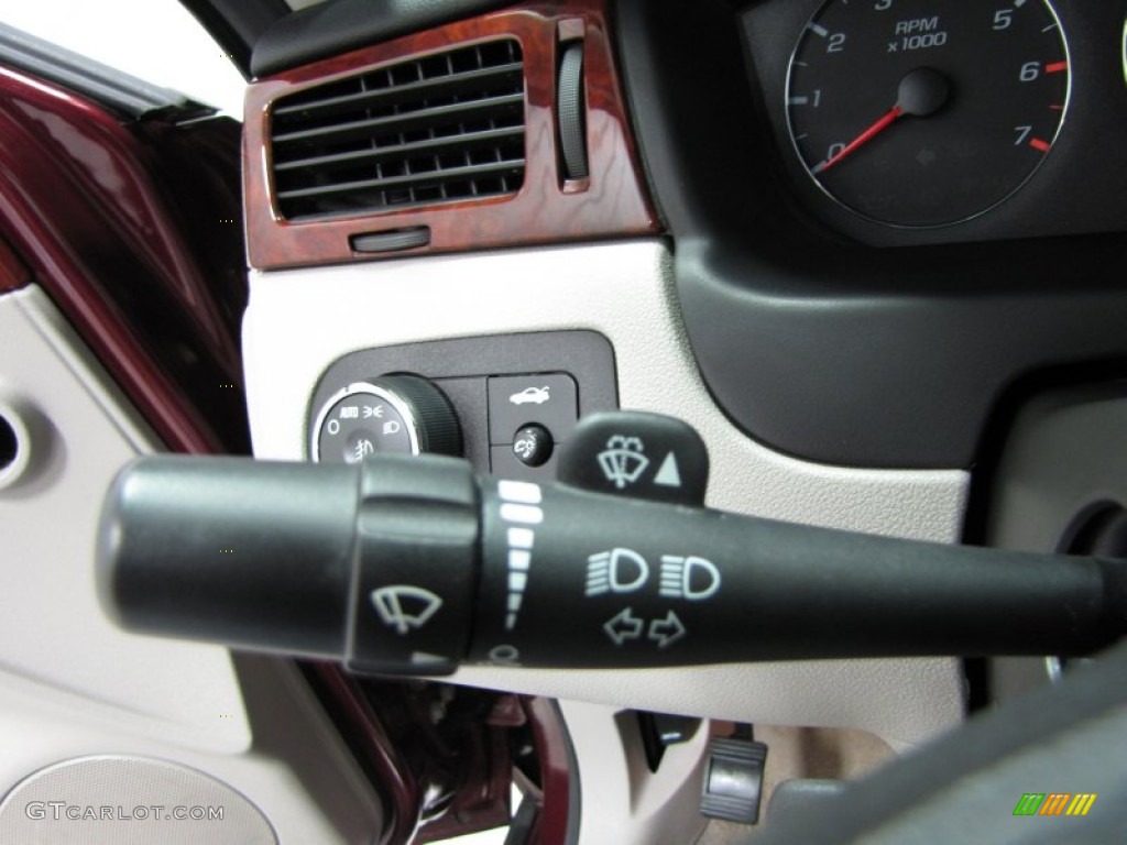 2007 Chevrolet Impala LT Controls Photo #78489986