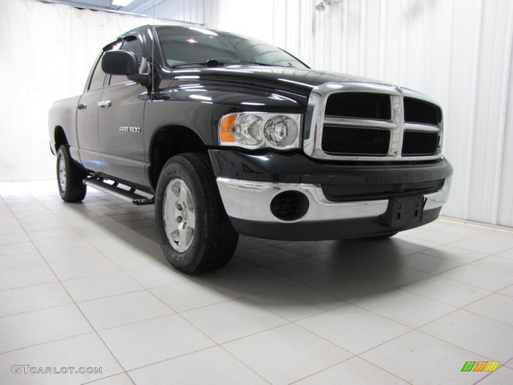 2005 Ram 1500 SLT Quad Cab 4x4 - Black / Dark Slate Gray photo #1