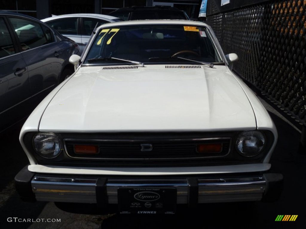 White 1977 Datsun B210 Hatchback Exterior Photo #78490166