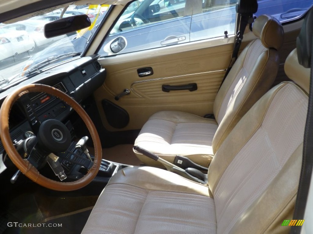 Beige Interior 1977 Datsun B210 Hatchback Photo #78490212