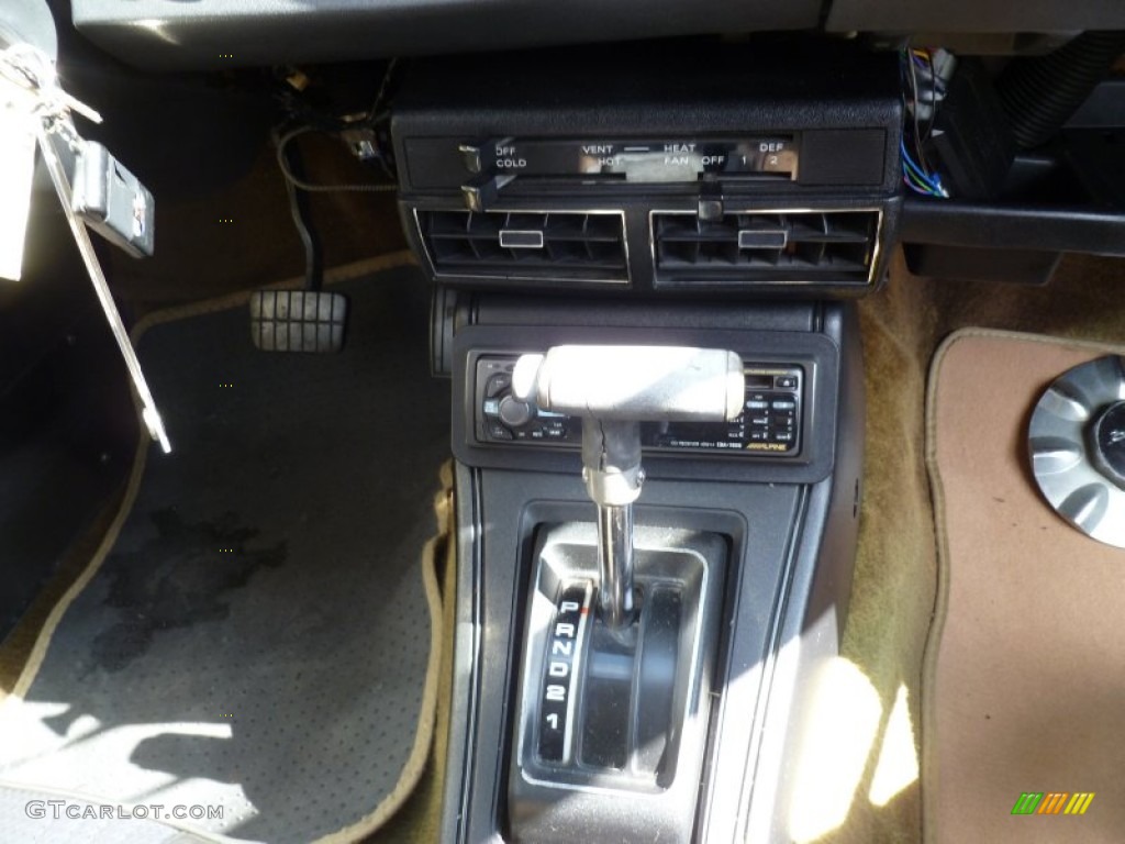 1977 Datsun B210 Hatchback Transmission Photos