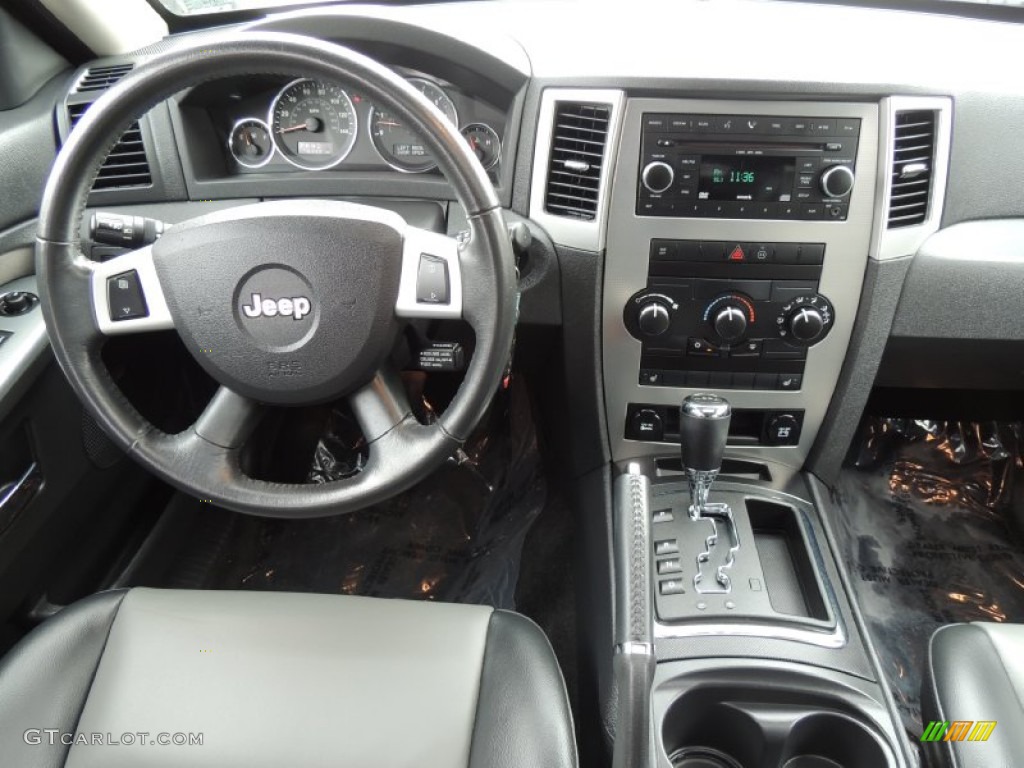 2009 Jeep Grand Cherokee Laredo 4x4 Medium Slate Gray/Dark Slate Gray Dashboard Photo #78491615
