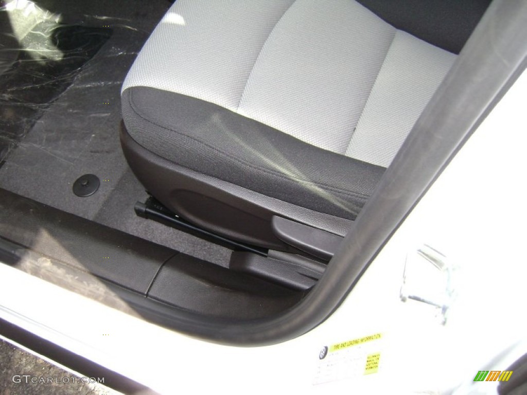 2013 Cruze LS - Summit White / Jet Black/Medium Titanium photo #2