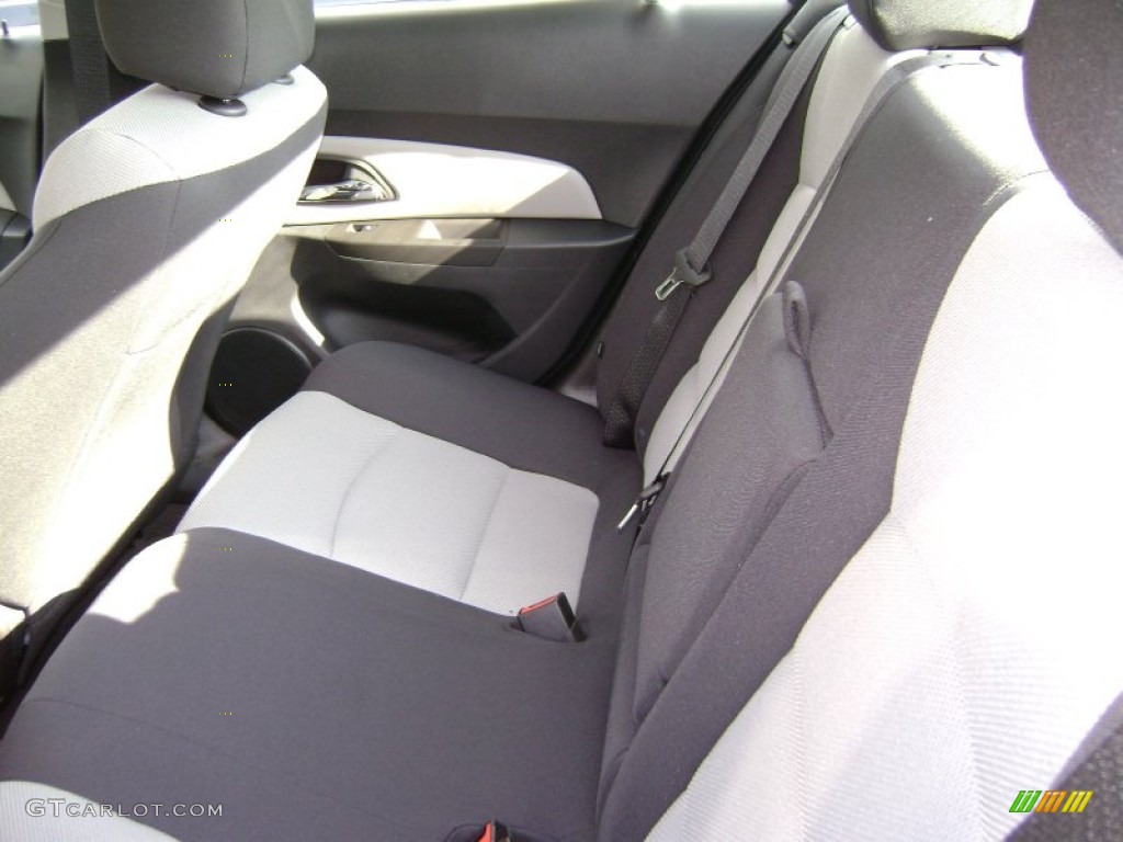 2013 Cruze LS - Summit White / Jet Black/Medium Titanium photo #3
