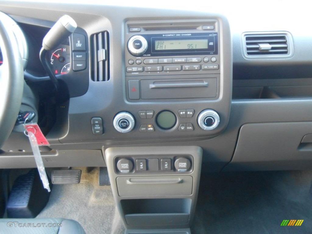 2006 Ridgeline RTL - Amazon Green Metallic / Olive photo #40