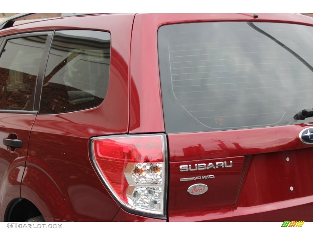 2012 Forester 2.5 X - Camellia Red Pearl / Platinum photo #21