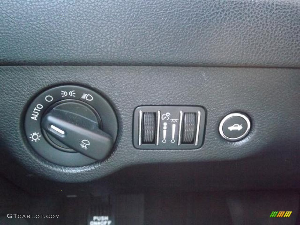 2012 Chrysler 300 C AWD Controls Photo #78494445