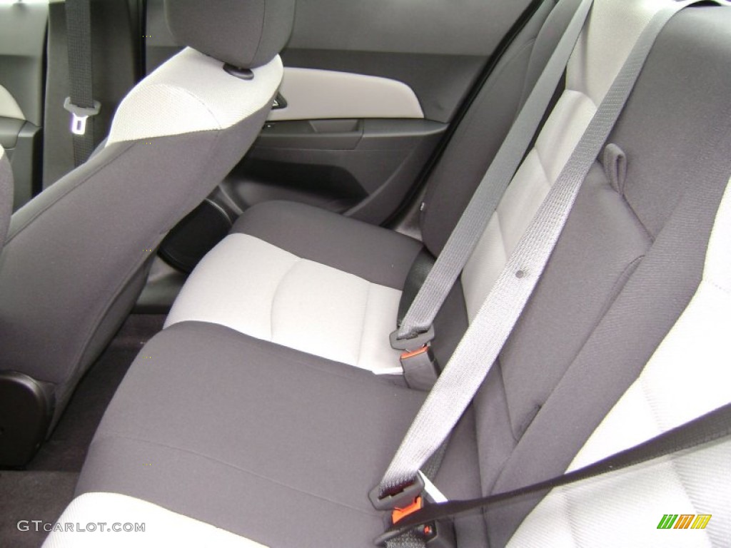 2013 Cruze LS - Summit White / Jet Black/Medium Titanium photo #3