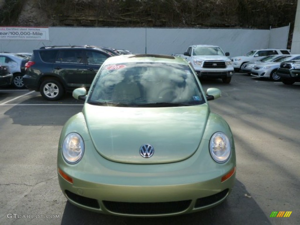 2006 New Beetle TDI Coupe - Gecko Green Metallic / Cream photo #16