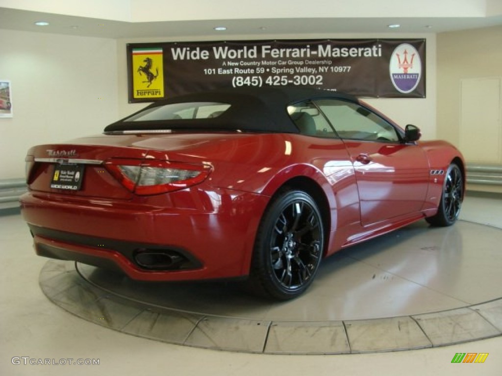 2013 GranTurismo Convertible GranCabrio Sport - Rosso Mondiale (Red) / Nero photo #13