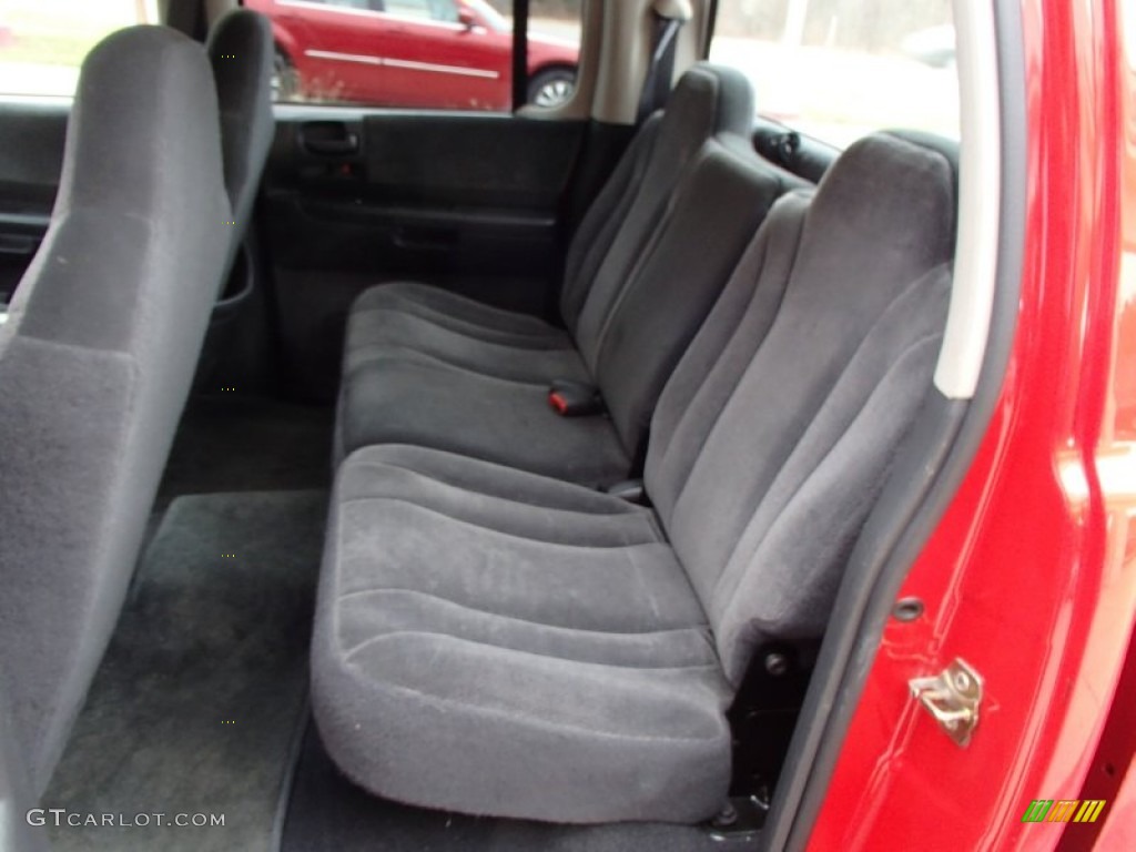 2004 Dakota SXT Quad Cab 4x4 - Flame Red / Dark Slate Gray photo #13