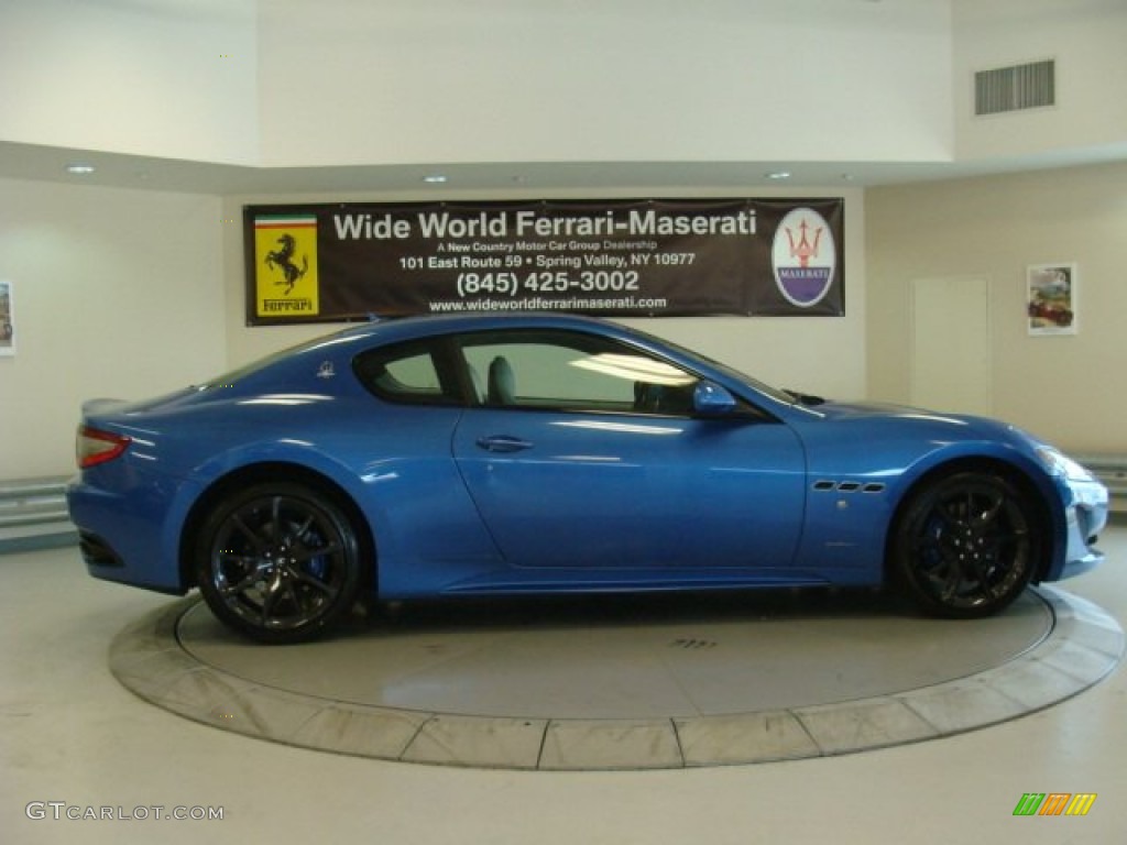 2013 GranTurismo Sport Coupe - Blu Sofisticato (Sport Blue Metallic) / Pearl Beige photo #8