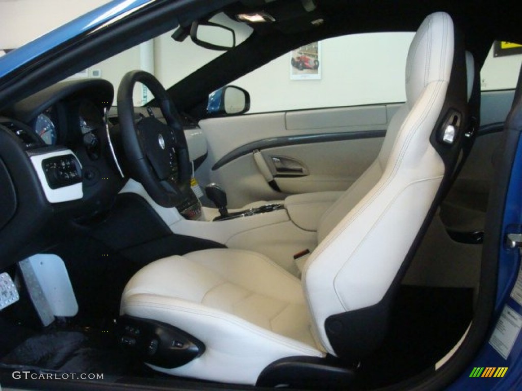 Pearl Beige Interior 2013 Maserati GranTurismo Sport Coupe Photo #78498419