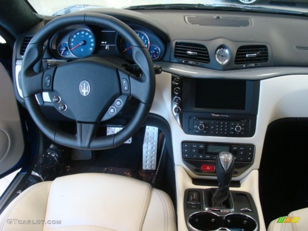 2013 Maserati GranTurismo Sport Coupe Pearl Beige Dashboard Photo #78498458