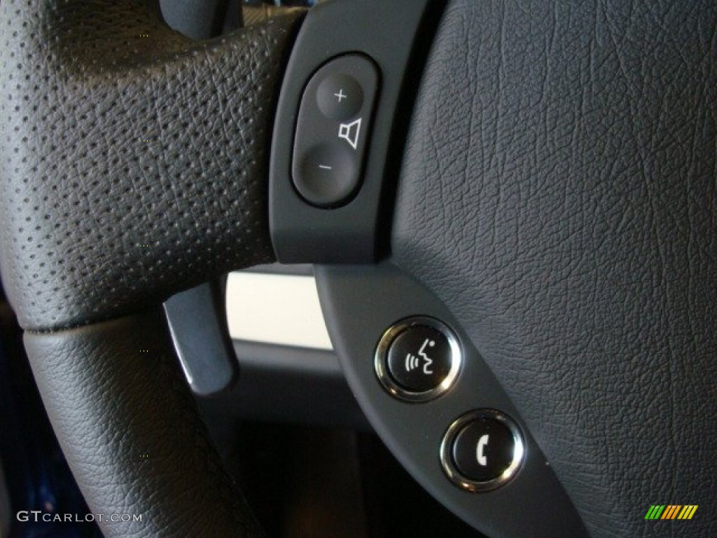 2013 Maserati GranTurismo Sport Coupe Controls Photo #78498596