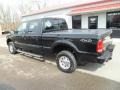 2005 Black Ford F250 Super Duty XLT Crew Cab 4x4  photo #5