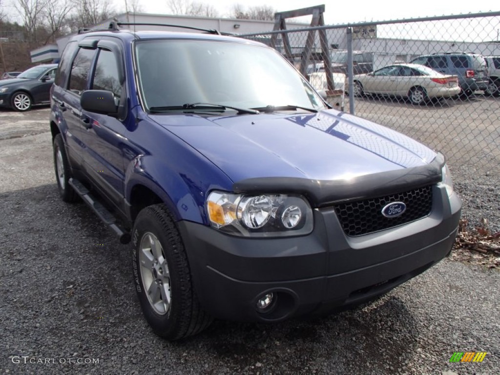 2005 Escape XLT V6 4WD - Sonic Blue Metallic / Medium/Dark Flint Grey photo #1