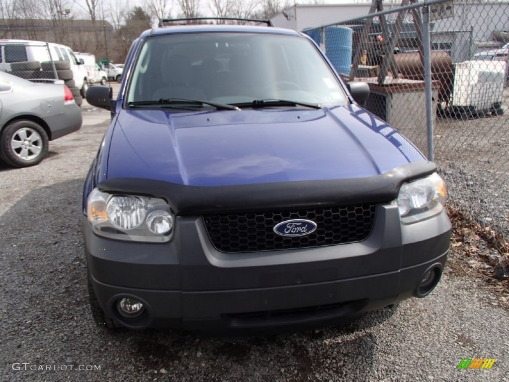 2005 Escape XLT V6 4WD - Sonic Blue Metallic / Medium/Dark Flint Grey photo #2