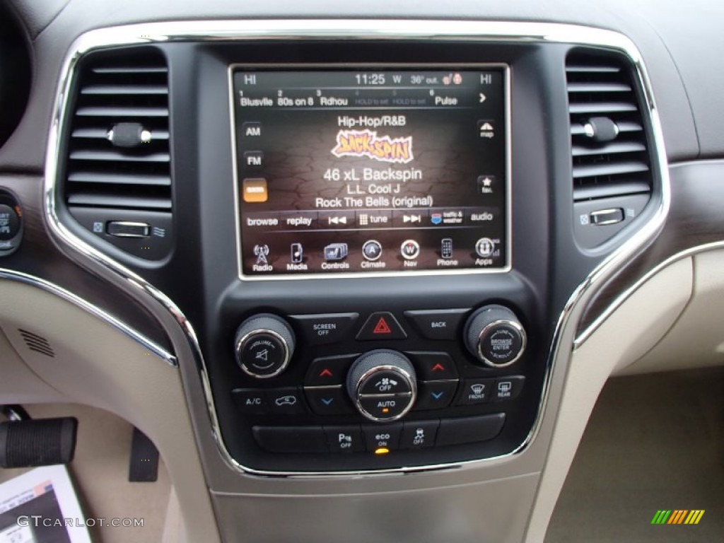 2014 Jeep Grand Cherokee Overland 4x4 Controls Photo #78502023