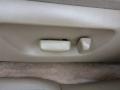 2002 Desert Sand Mica Toyota Sienna LE  photo #15