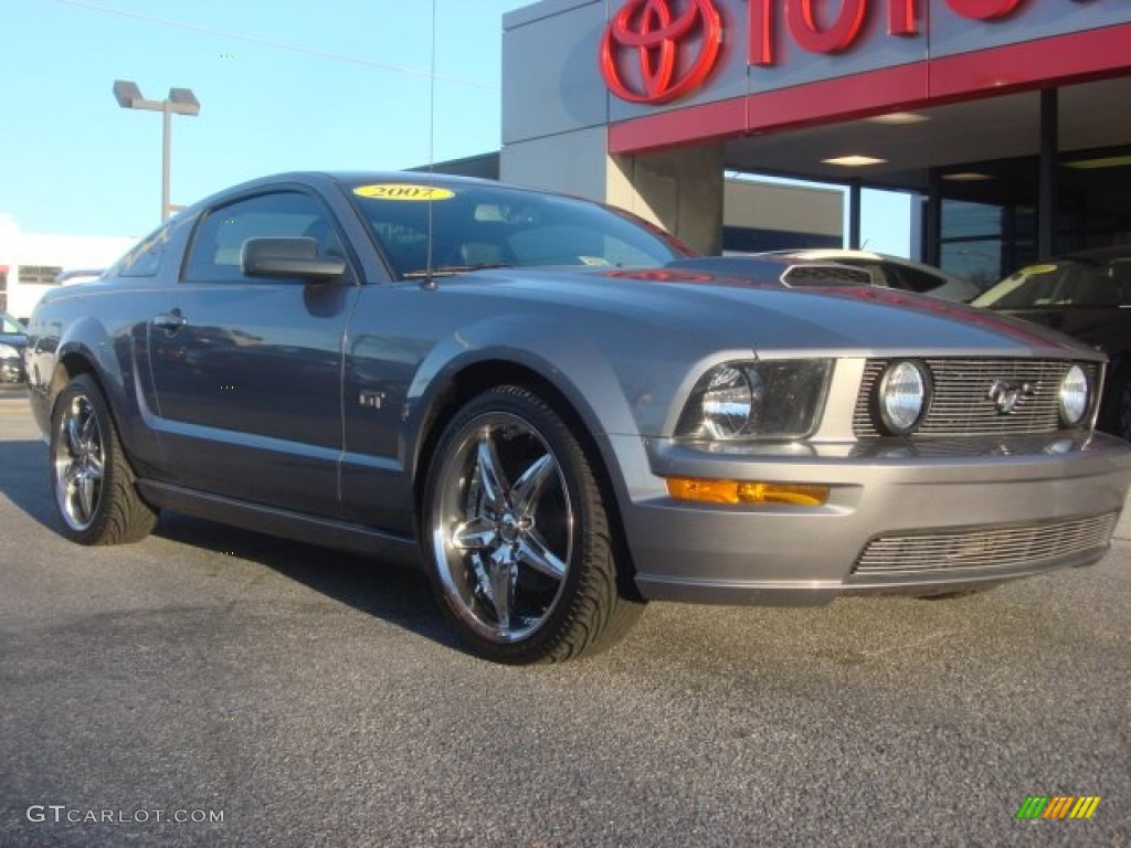 2007 Mustang GT Premium Coupe - Tungsten Grey Metallic / Dark Charcoal photo #1