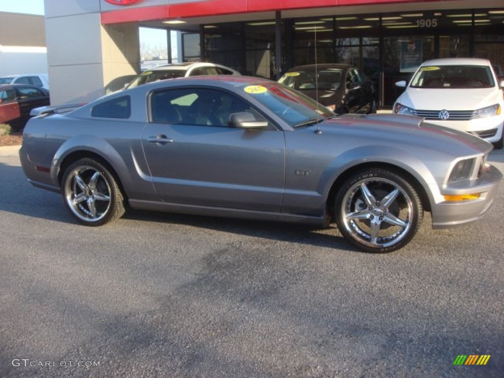 2007 Mustang GT Premium Coupe - Tungsten Grey Metallic / Dark Charcoal photo #3