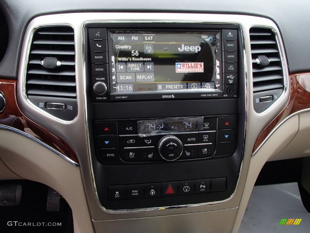2013 Jeep Grand Cherokee Limited 4x4 Controls Photos