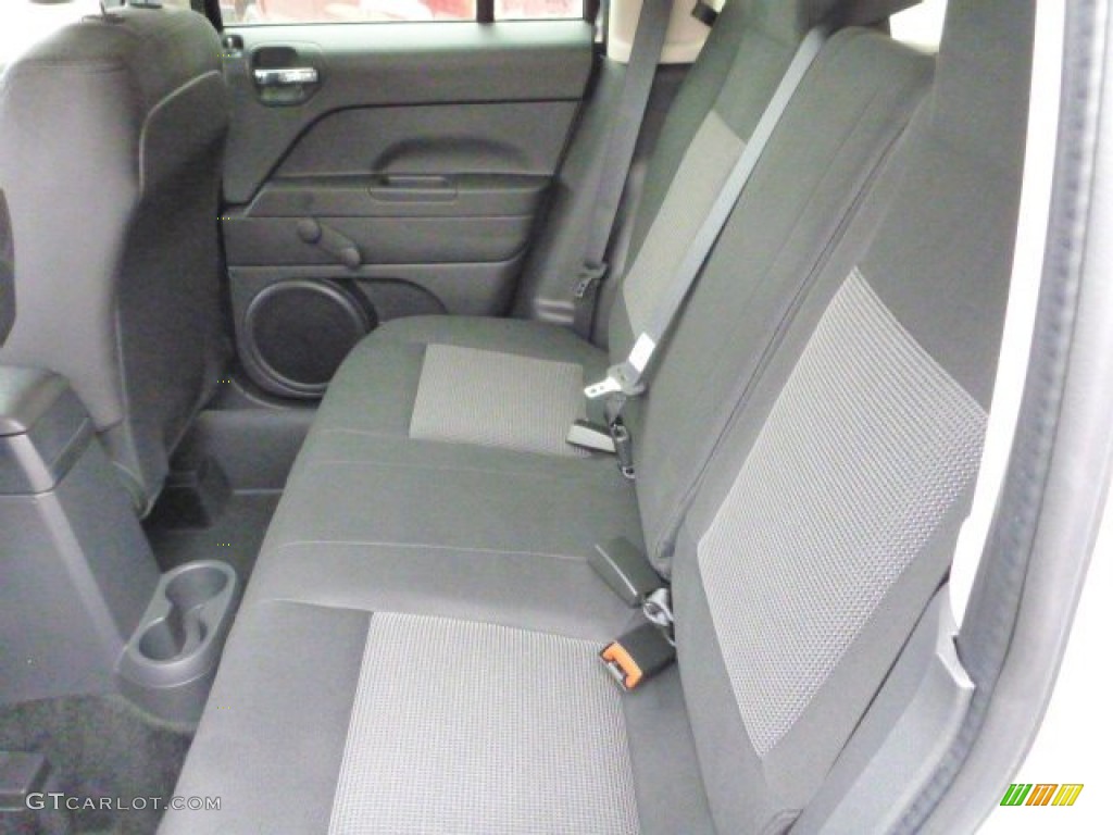 2014 Jeep Patriot Sport Rear Seat Photo #78504671