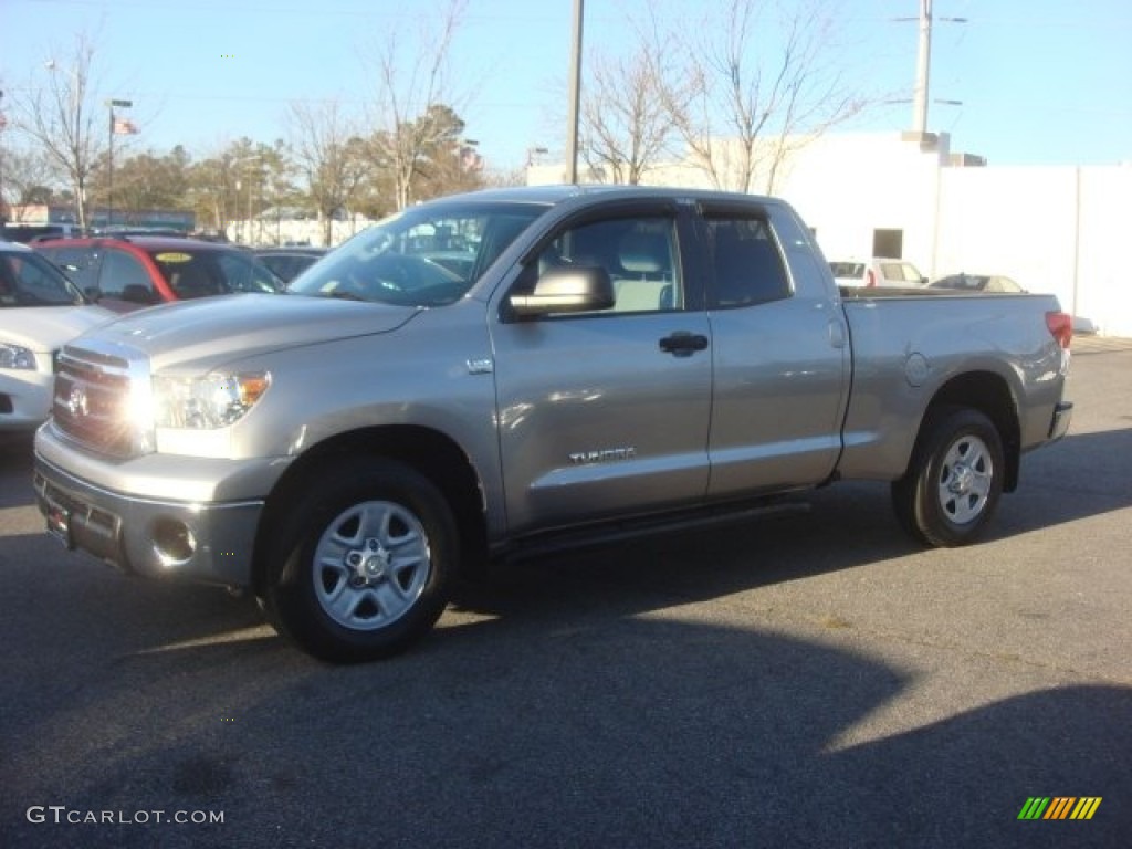 2010 Tundra Double Cab - Silver Sky Metallic / Graphite Gray photo #4